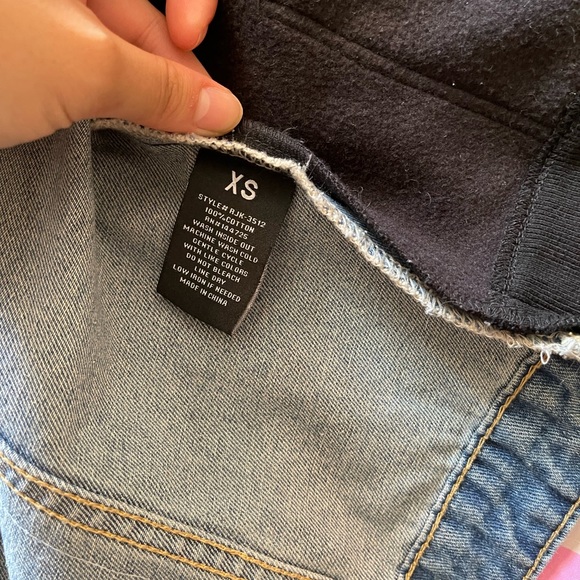 Fashion Nova Unisex Zip-Up Jean Jacket - Picture 4 of 4